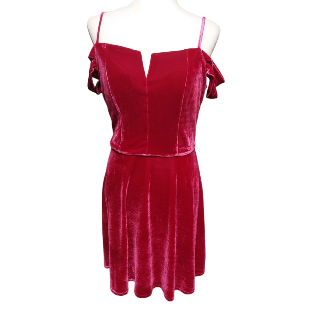BCX Velvet Dress - (Above knee) Fuschia Pink - Picture 7 of 8